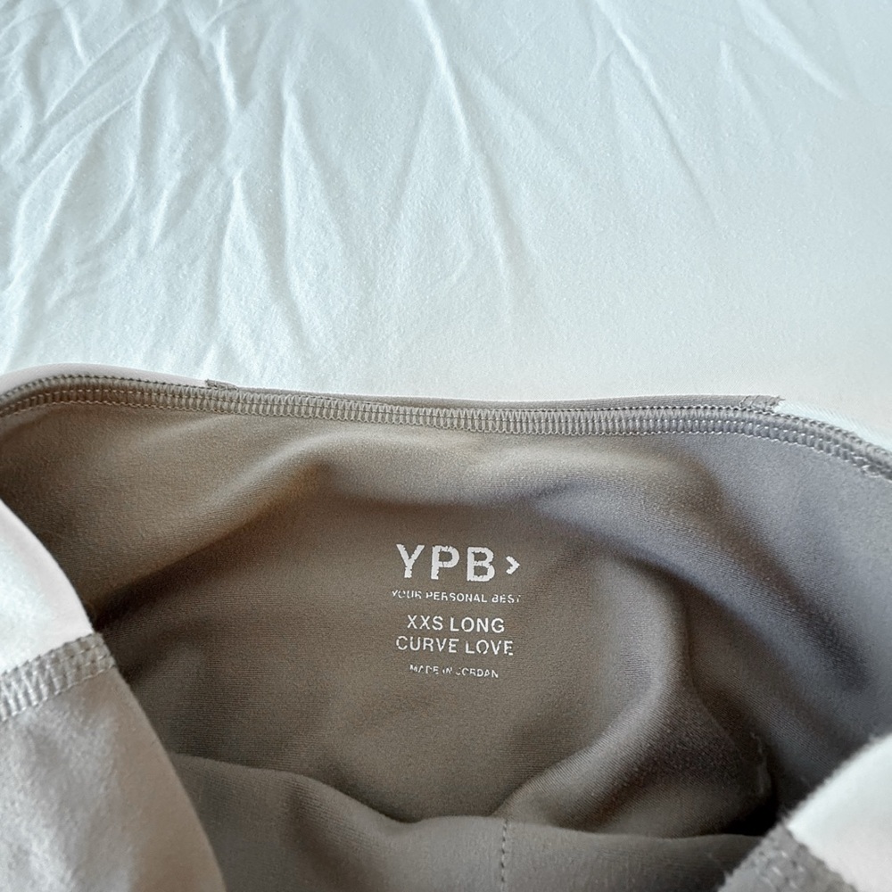 YPB WORKOUT SET - Picture 4 of 5